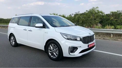 7 Seater Cars for Rent in Hyderabad for Your Next Trip