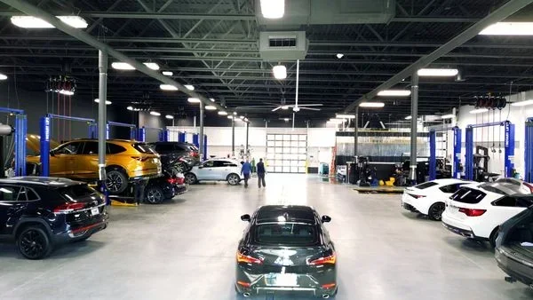 Do Honda Dealers Service Acura Here Is the Answer