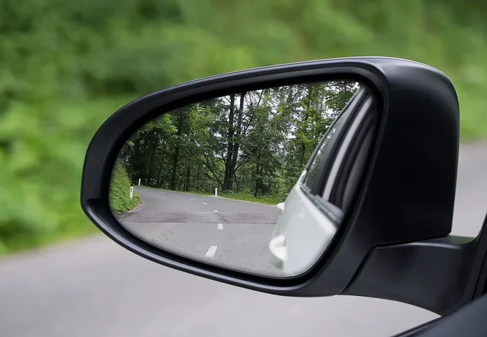 Car Mirror Concave or Convex Which Type Should You Choose