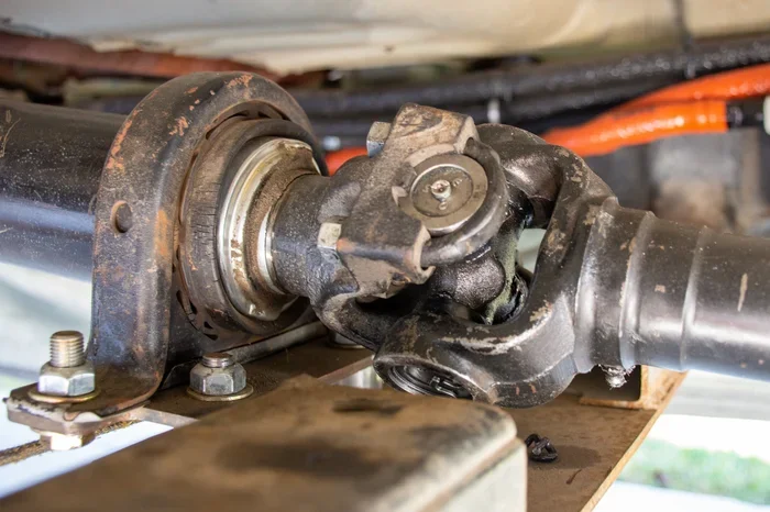 Can You Replace Just One U-Joint Without Replacing Both