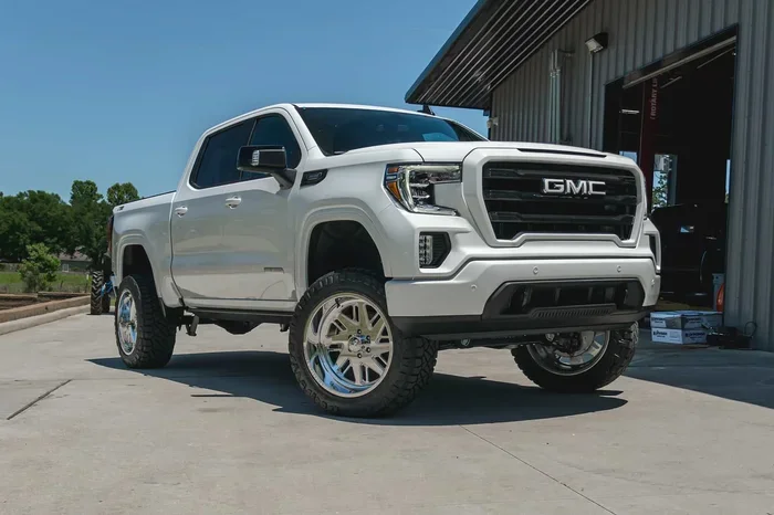 Does the GMC X31 Have a Lift and Why You Need to Know