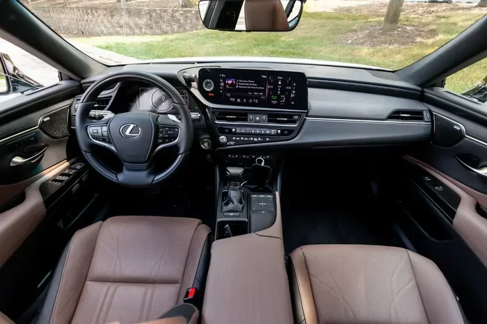 2010 Lexus ES 350 Interior Overview Complete Guide