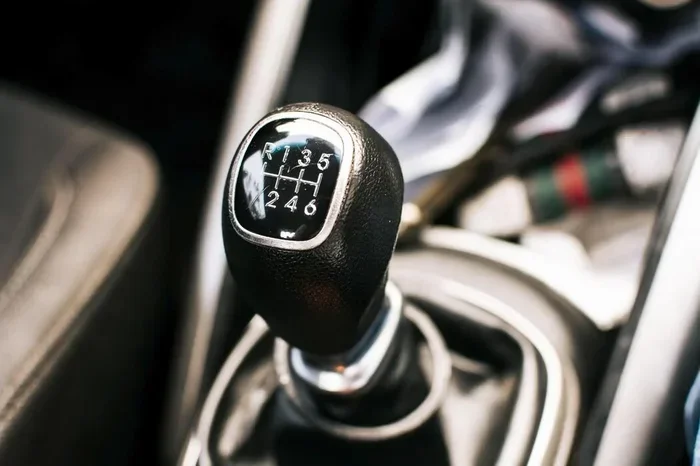 What Do the H and C Mean on a Car and Why It Matters