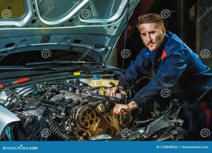 How Much Do Mechanics Charge Per Hour for Car Repairs