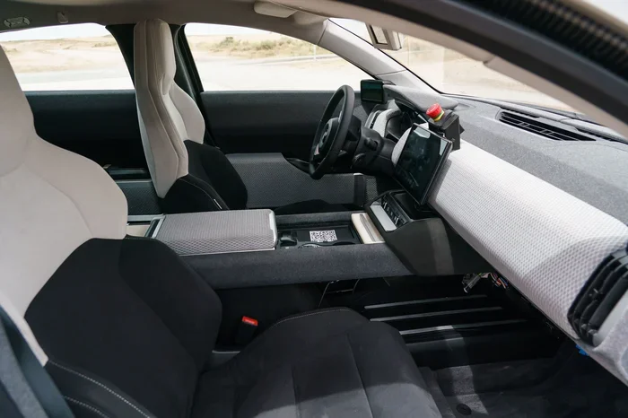 Best Solar Car Dashboard Accessories For Every Driver